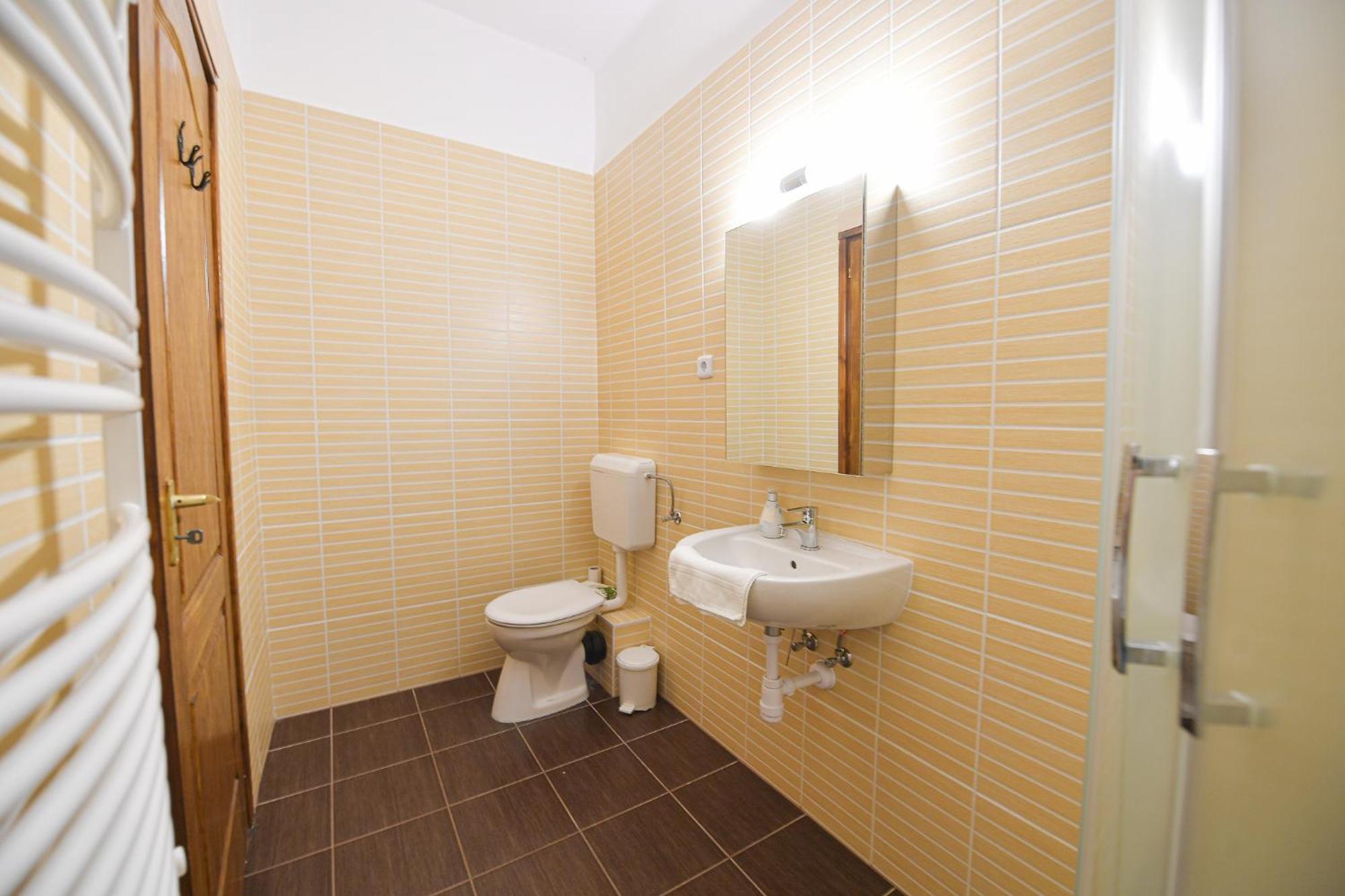 Kokusz Apartmanok إغير الغرفة الصورة