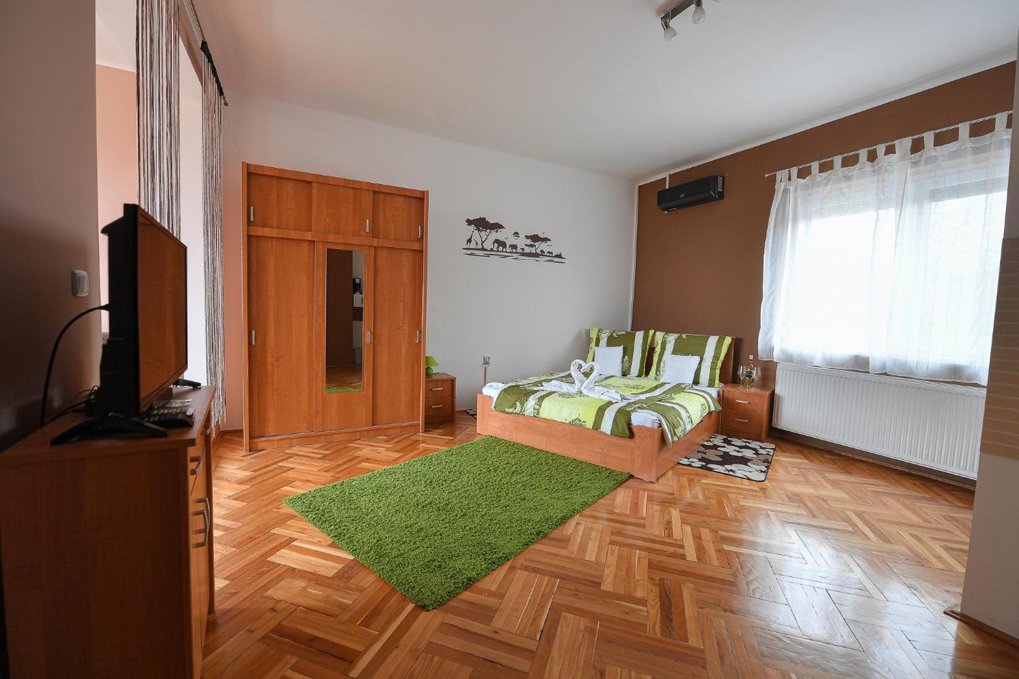 Kokusz Apartmanok إغير الغرفة الصورة